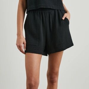 Rails Leighton Short- Black